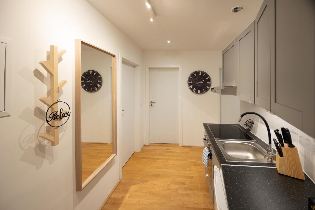 Rooftop Cozy Apartment Near Innerstadt With Ac Wien Exteriör bild